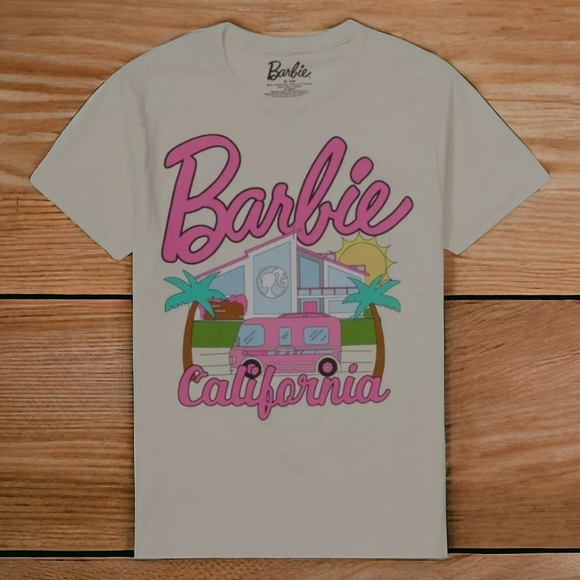 NEW! Hot Topic Barbie Tshirt Sz Large - Picture 6 of 6